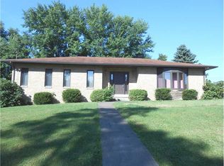 598 Windy Hill Dr, Pittsburgh, PA 15239