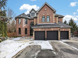 290 Binns Ave, Newmarket, ON L3X 1T6