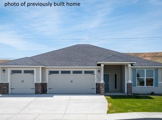 1007 Badger Valley Way, Richland, WA 99352