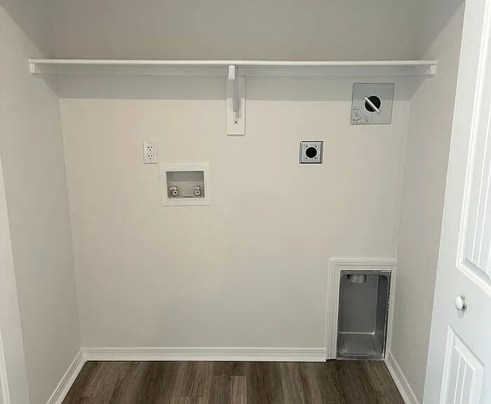 10316 Debbie Dr — Photo 12