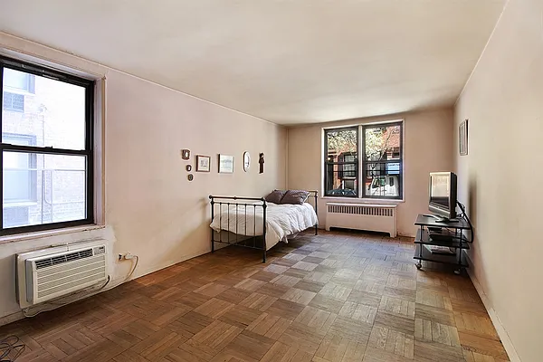 Sold by Corcoran | media 7