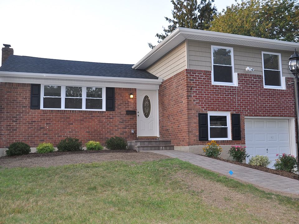 1st image of 55 Grover Ln