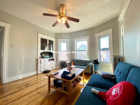 54 Sunset Rd, Somerville, MA