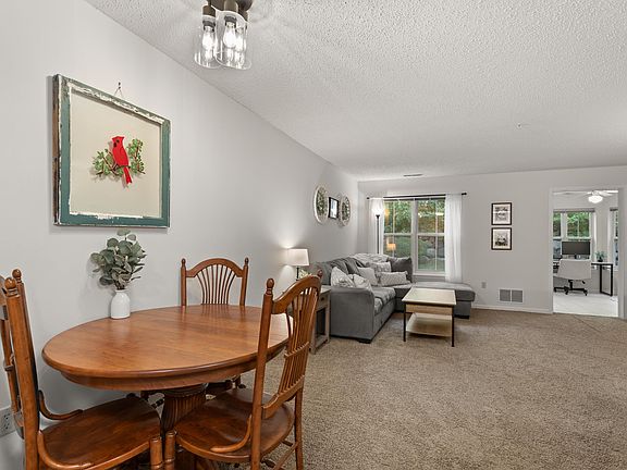 3rd image of 8510 Greenway Blvd Unit 103