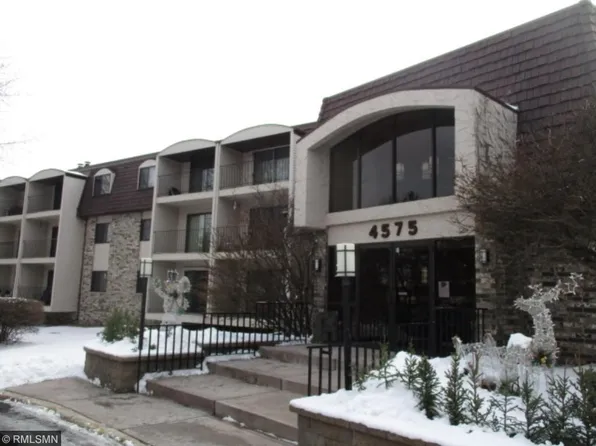 4575 80th Street Cir W #123, Bloomington, MN 55437