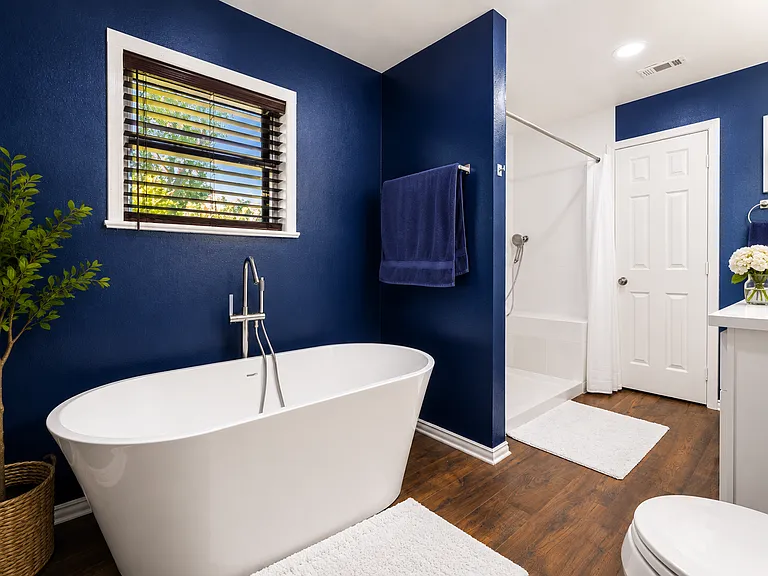 2321 Lawrence St — Photo 1