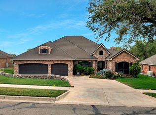 3 Country Club Dr, Amarillo, TX 79124
