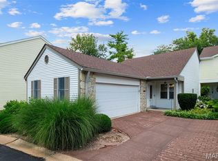 1564 Walpole Dr, Chesterfield, MO