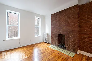 Rented by Mdrn Residential