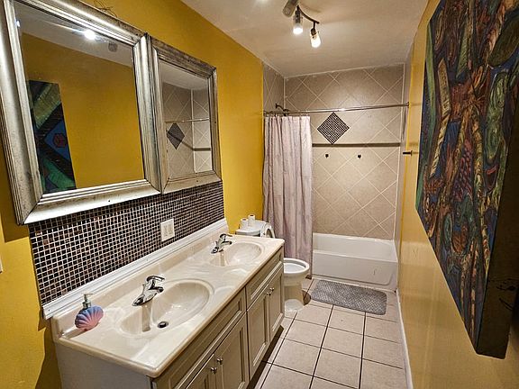 5th image of 192 Littleton Ave Floor 2