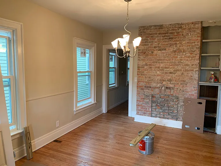 37 Bremen St — Photo 2
