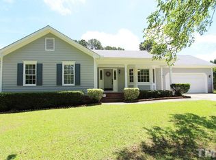 117 Riding Ridge Rd, Fuquay Varina, NC 27526