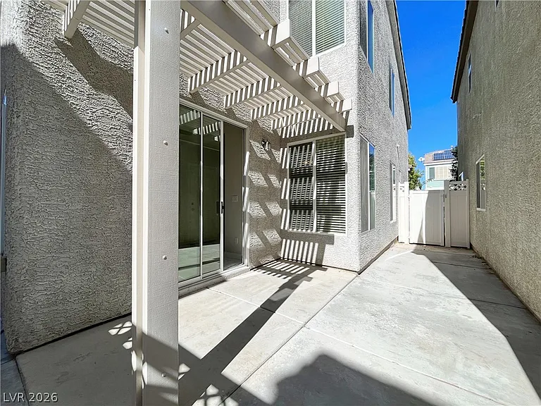 1627 Bamboo Rain Ave — Photo 20