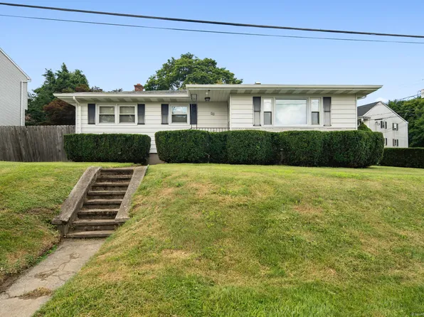 89 Fanning Street, Waterbury, CT 06704