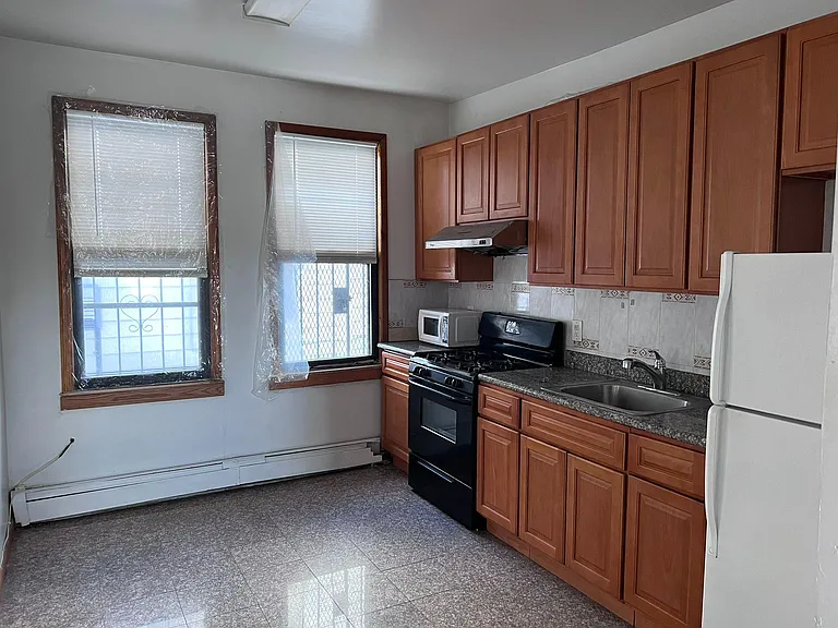 147 Elmora Ave #2A — Photo 1