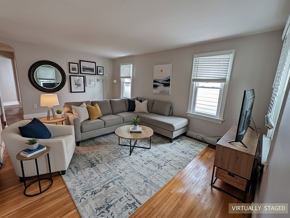 Living Room (Virtually Staged)