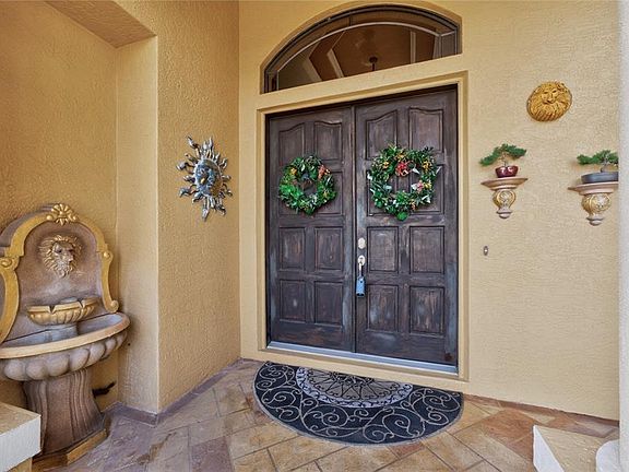 2nd image of 1141 Rotonda Cir