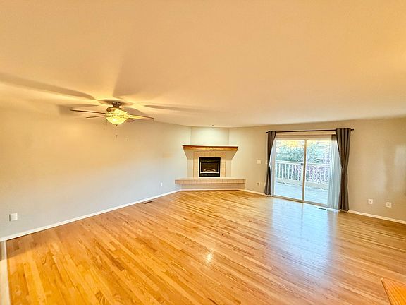 4th image of 2410 Hamlet Ln APT A