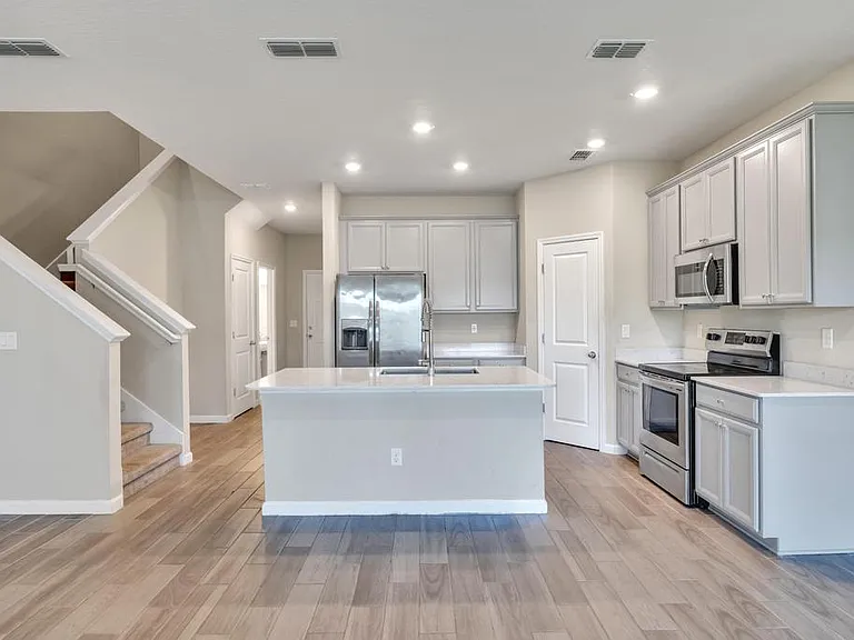 133 Appleton Ct — Photo 6