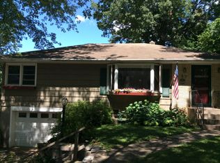 67 Grove St, Saint Paul, MN 55115