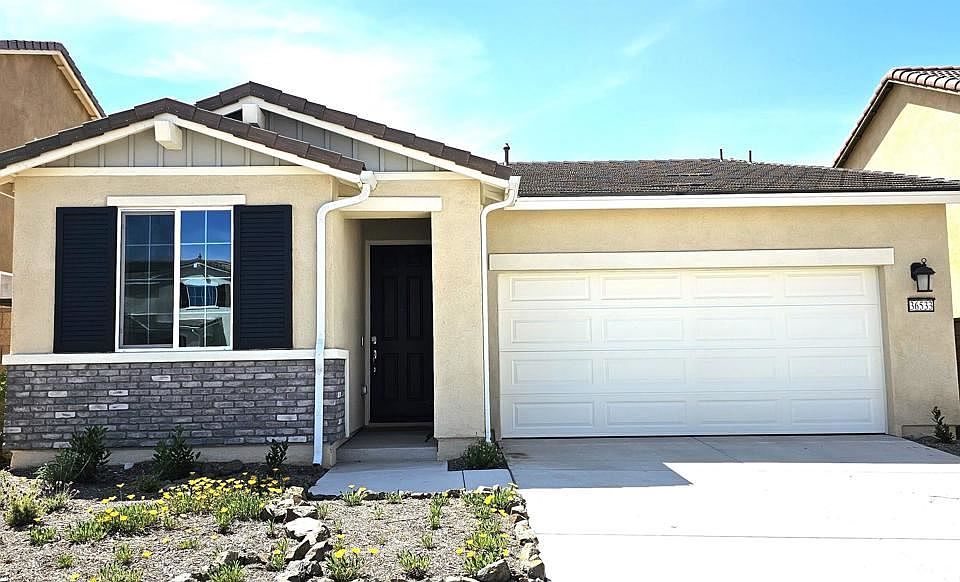 1st image of 36533 Flint Dr