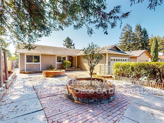 3rd image of 2436 Campbell Dr
