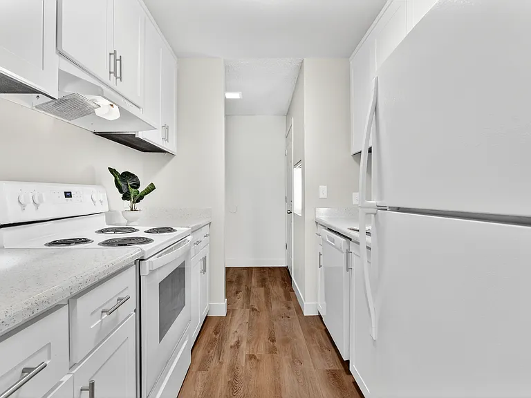 Marina Village West — Photo 18