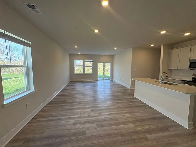 1684 Lake Placid Dr #1 — Photo 5