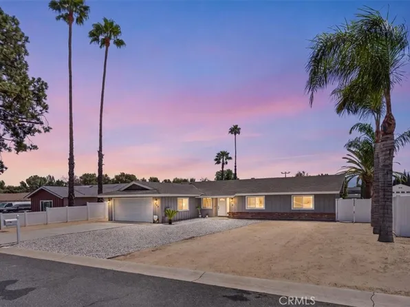 2090 Paddock Ln, Norco, CA 92860
