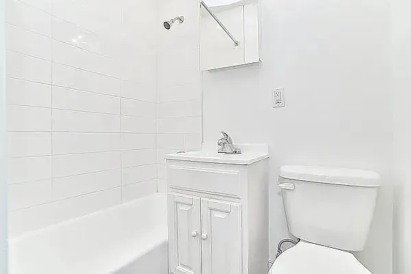 Rented by Living New York | media 7