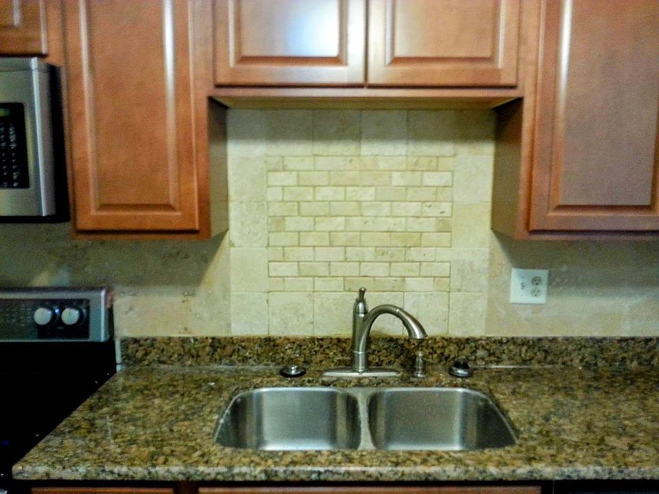 1st image of 3002 W Van Buren Dr