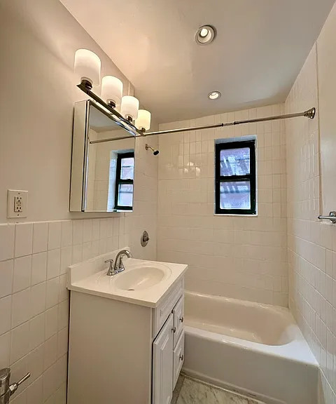 149-45 Northern Blvd #3P — Photo 4