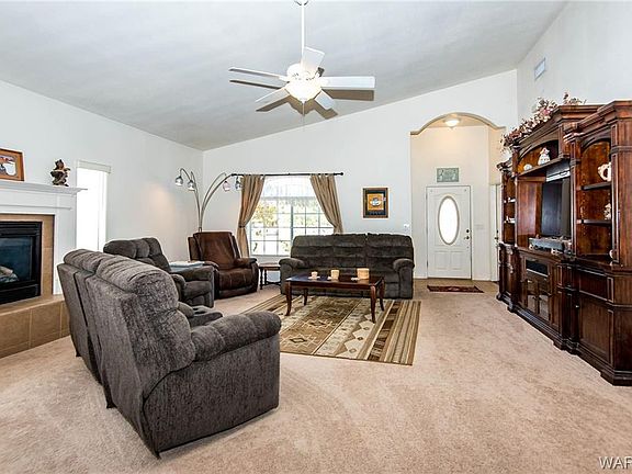 4th image of 2033 E Mesa Verde Way
