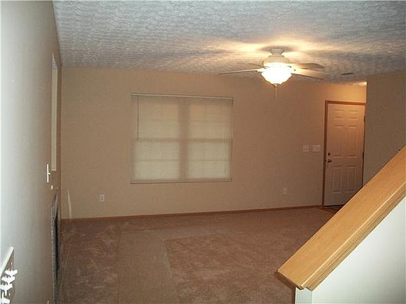 3rd image of 2611 Sparrow Hill Dr