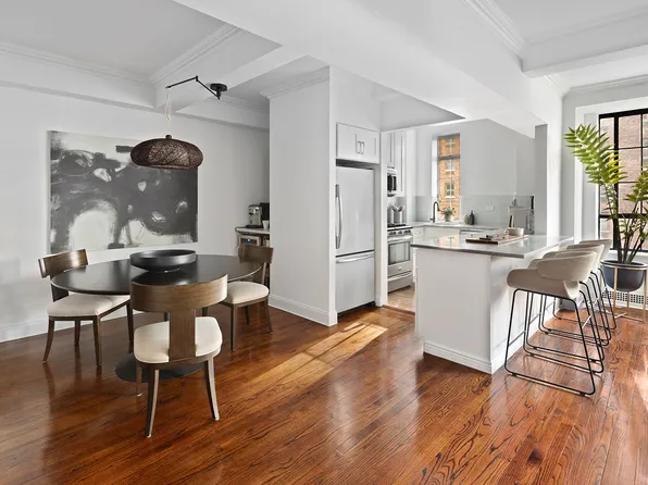 350 West 57th Street image 3 of 5