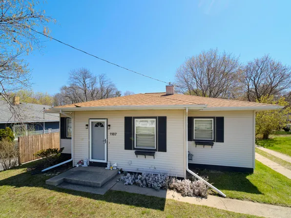 1187 Maple St, Manistee, MI 49660