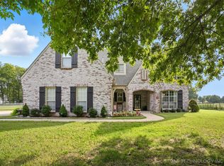 8219 N 175th East Ave, Owasso, OK 74055