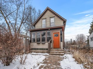 718 Bellows St, Saint Paul, MN 55107