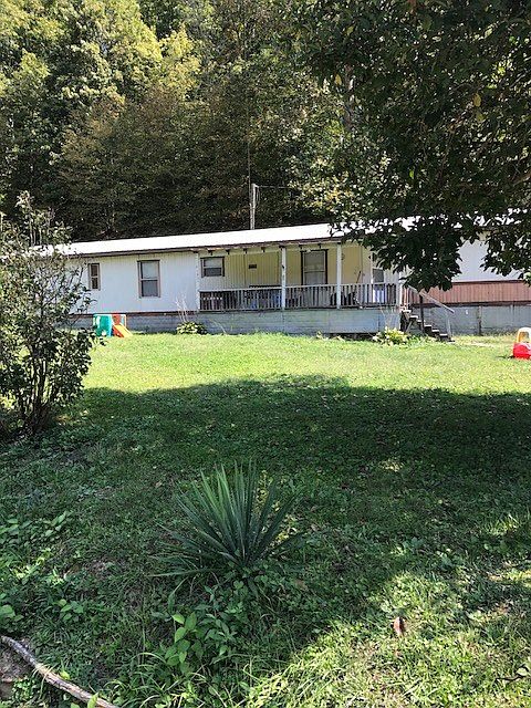 2nd image of 433 Collins Branch Rd