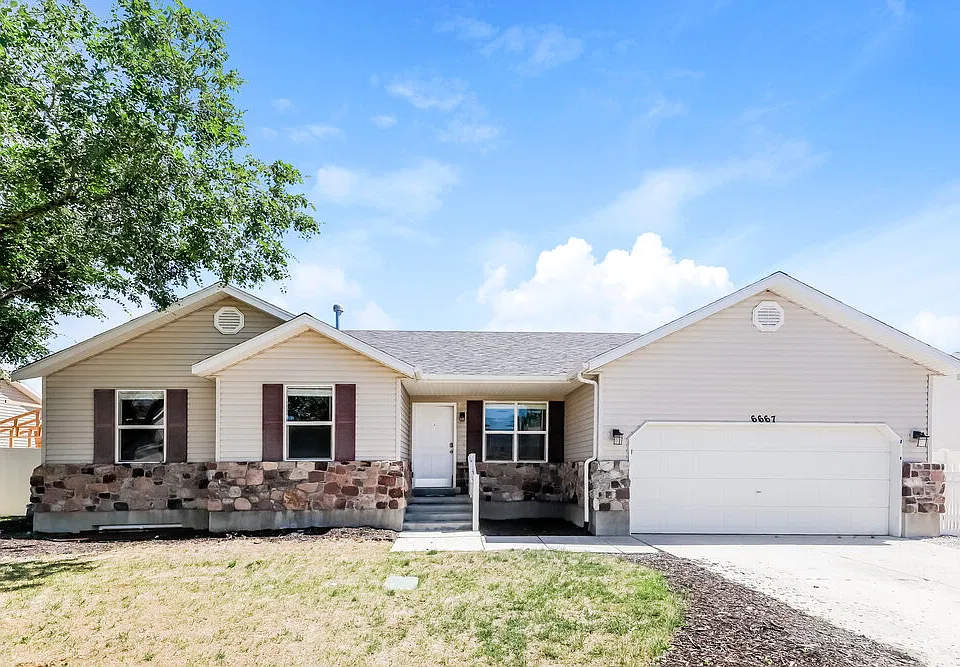 6667 S Oquirrh Ridge Rd