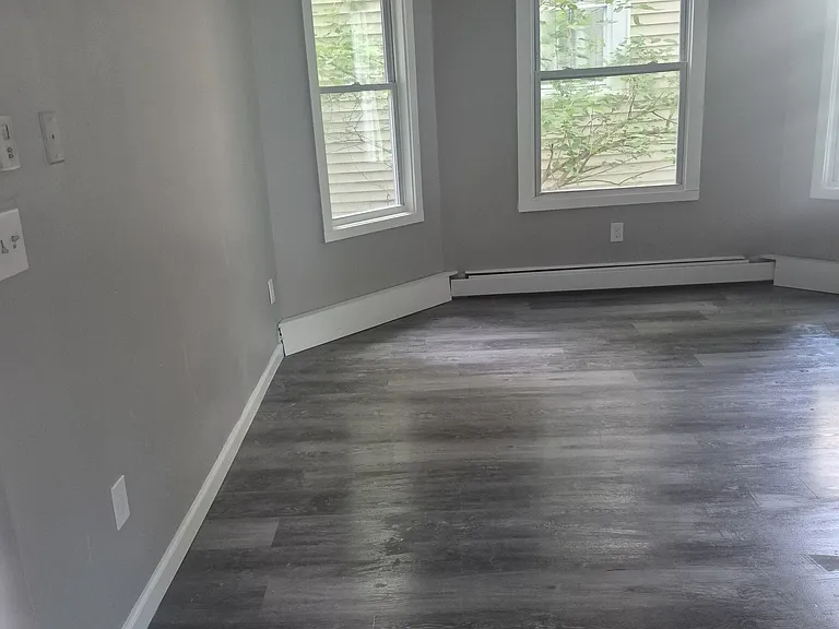 8 Ridgewood St #2 — Photo 2