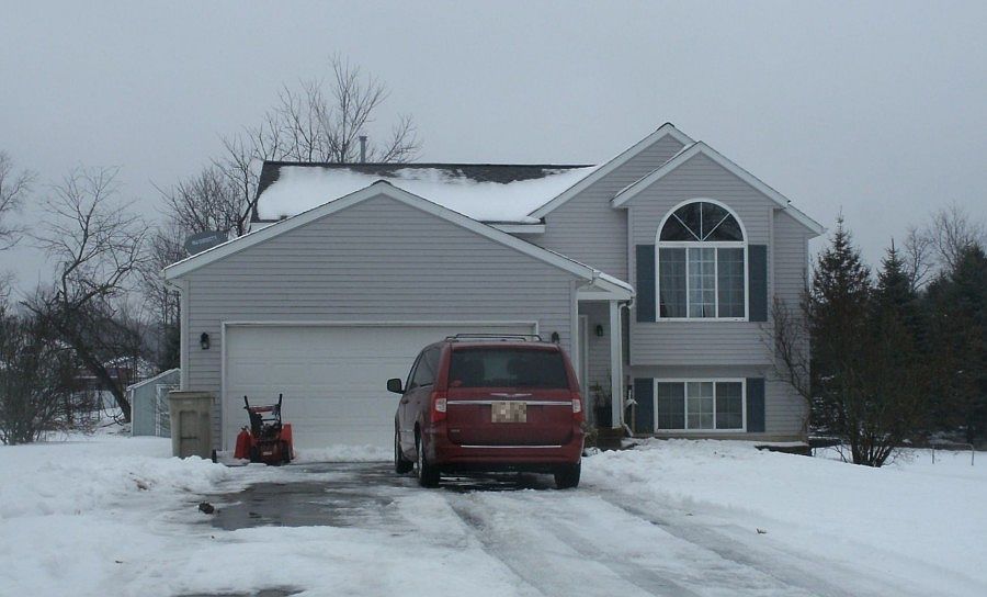 1st image of 2843 Leaf Ct NE