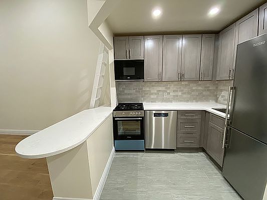 1st image of 330 E 77th St APT 1D