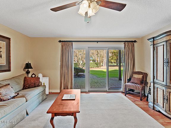 5th image of 414 16c Albemarle Boulevard #16c