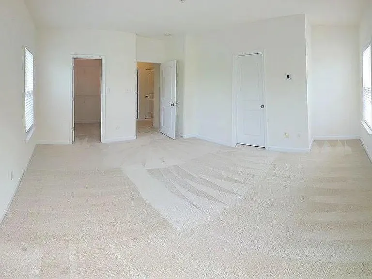 Master Bedroom w/ Walk-in Closet and Master Bathroom w/ Shower and Tub (Second Floor)