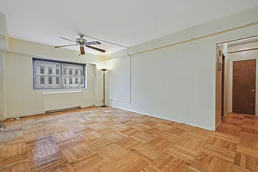 Sold by Avenue Sotheby's International Realty