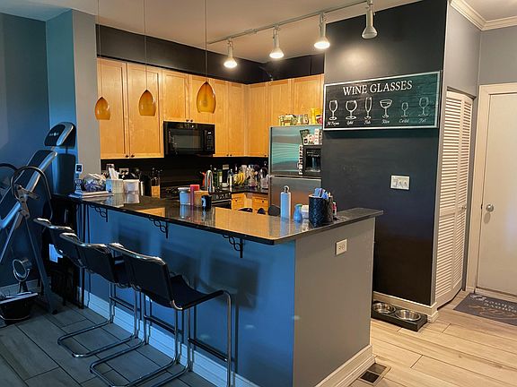 4th image of 2906 N Riverwalk Dr #7