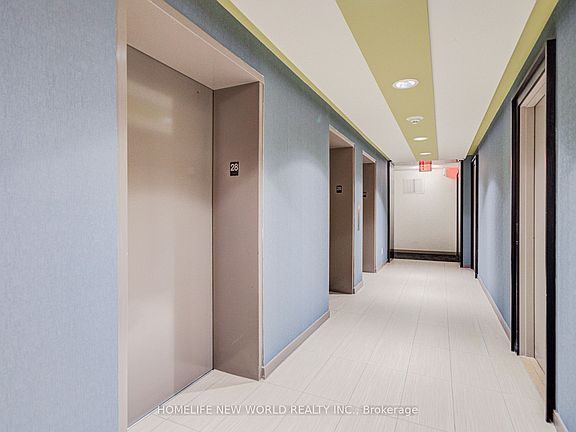 5th image of 60 Town Centre Ct #2807