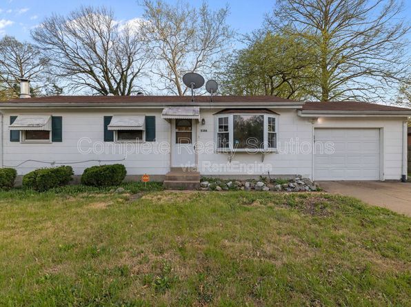 1386 Fairmeadows Ln