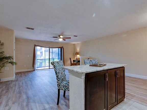 5th image of 5980 Terrace Park Dr N Unit 111